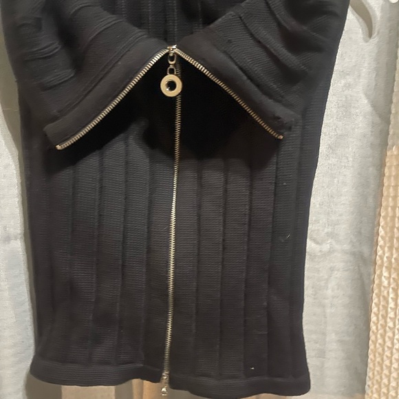 Sleeveless cropped zip up sweater vest - Picture 2 of 3